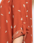 3/4 Roll Up Slv V-neck Print Blouse